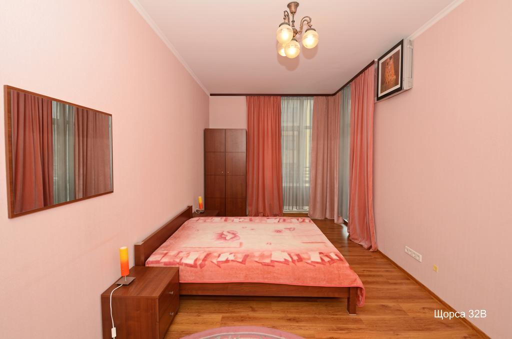 Apartments In The Center Of Pechersk Kyiv Exterior foto